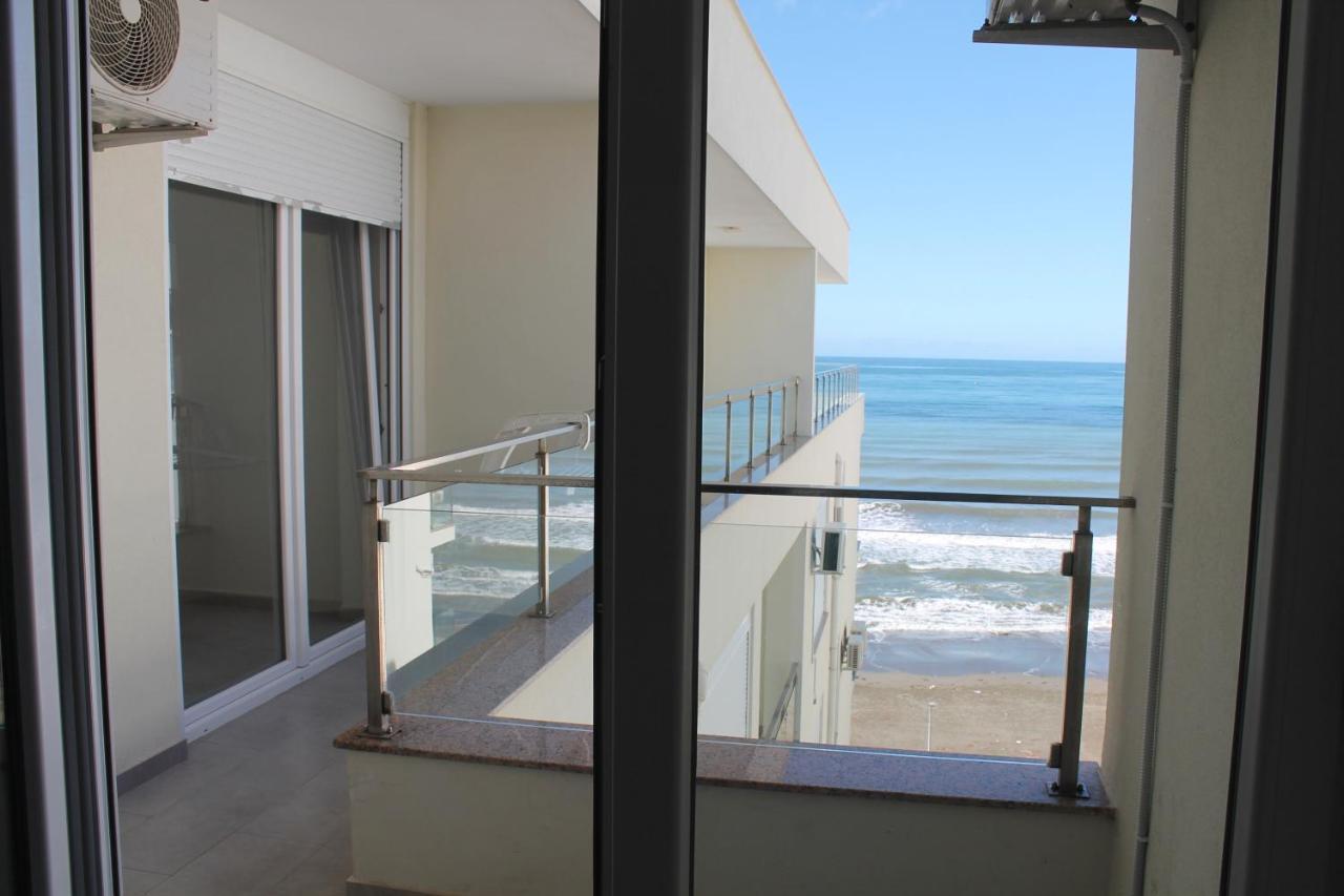 Apartamento Roxhensi Shëngjin Exterior foto
