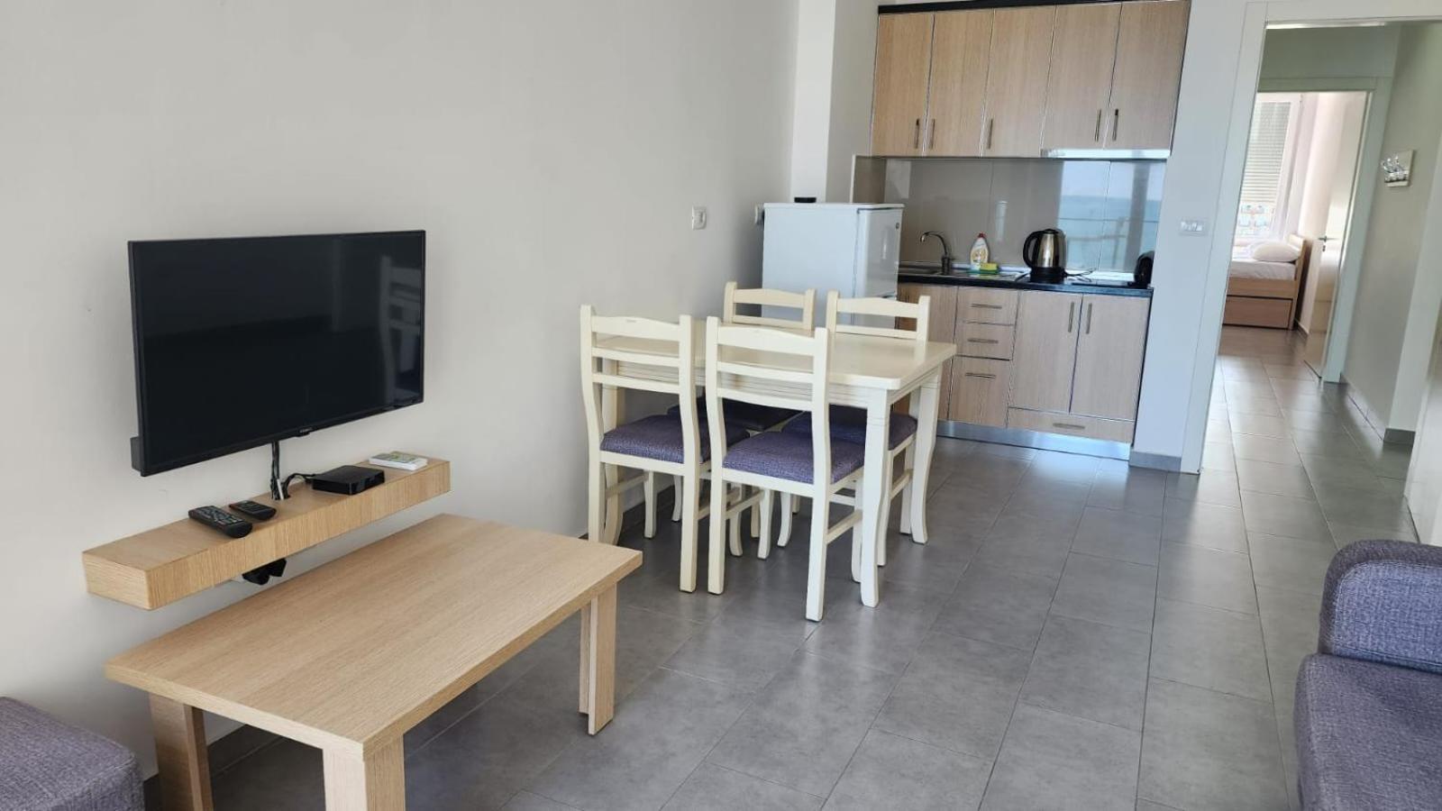 Apartamento Roxhensi Shëngjin Exterior foto