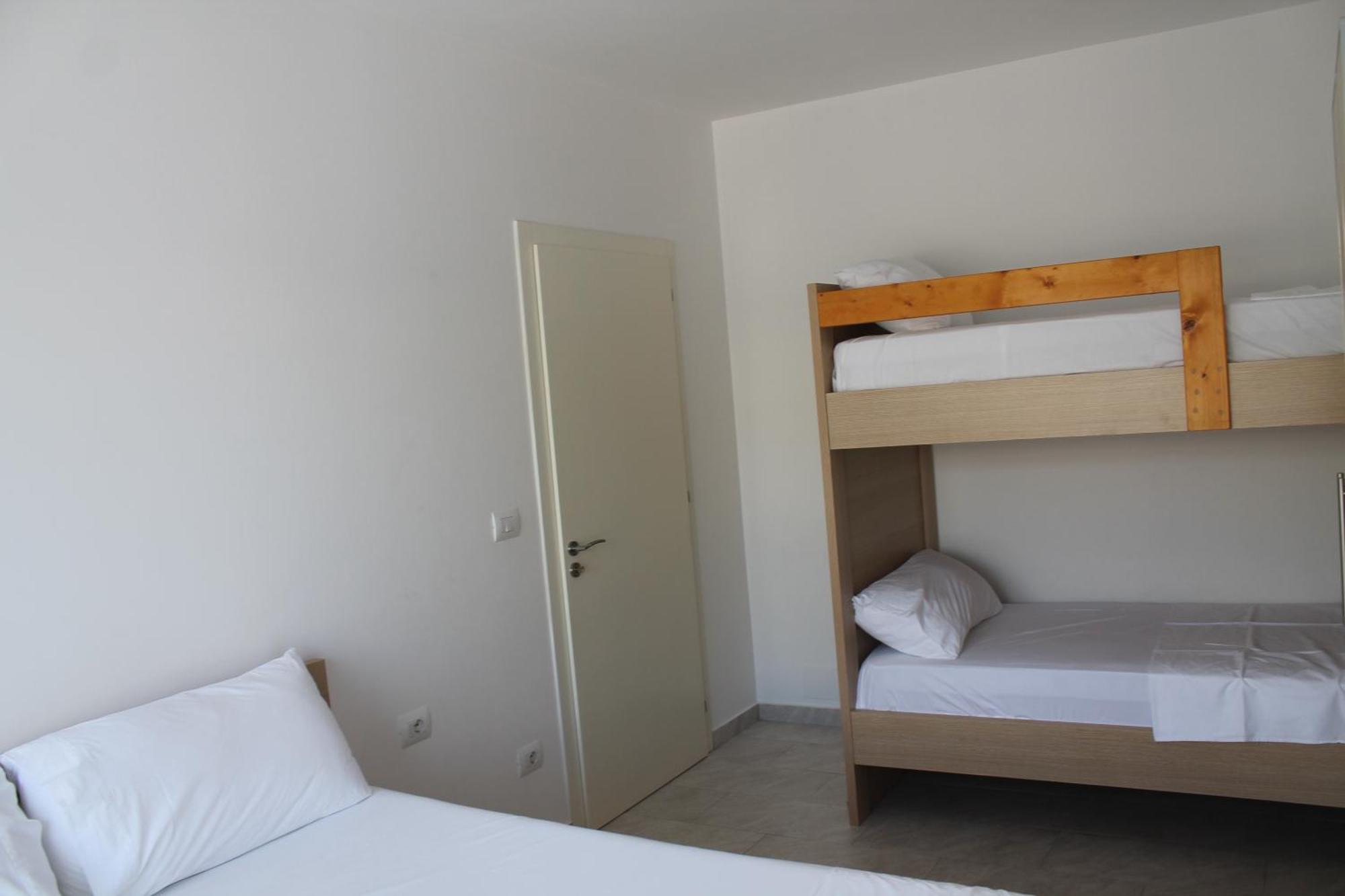 Apartamento Roxhensi Shëngjin Exterior foto