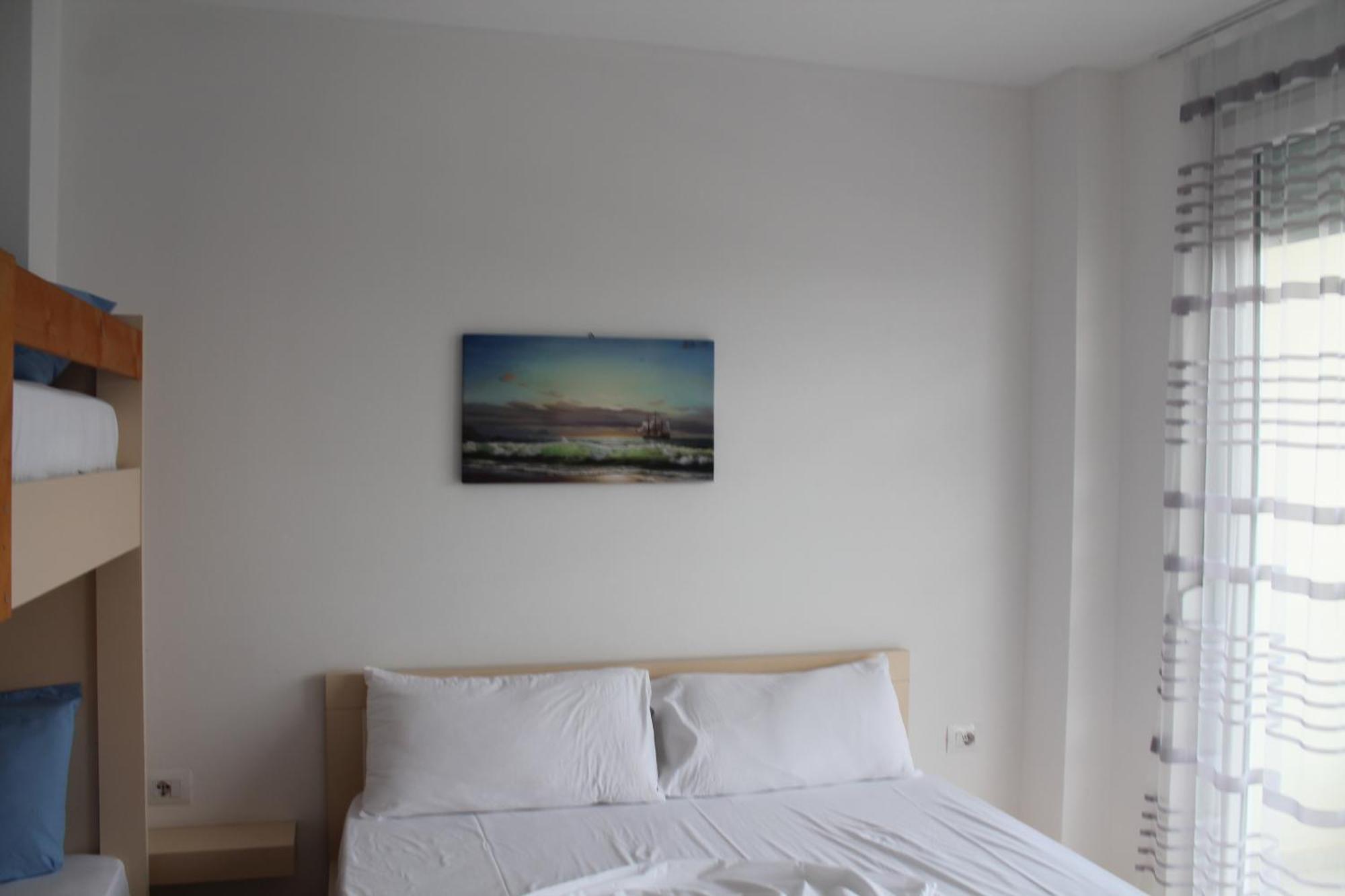 Apartamento Roxhensi Shëngjin Exterior foto