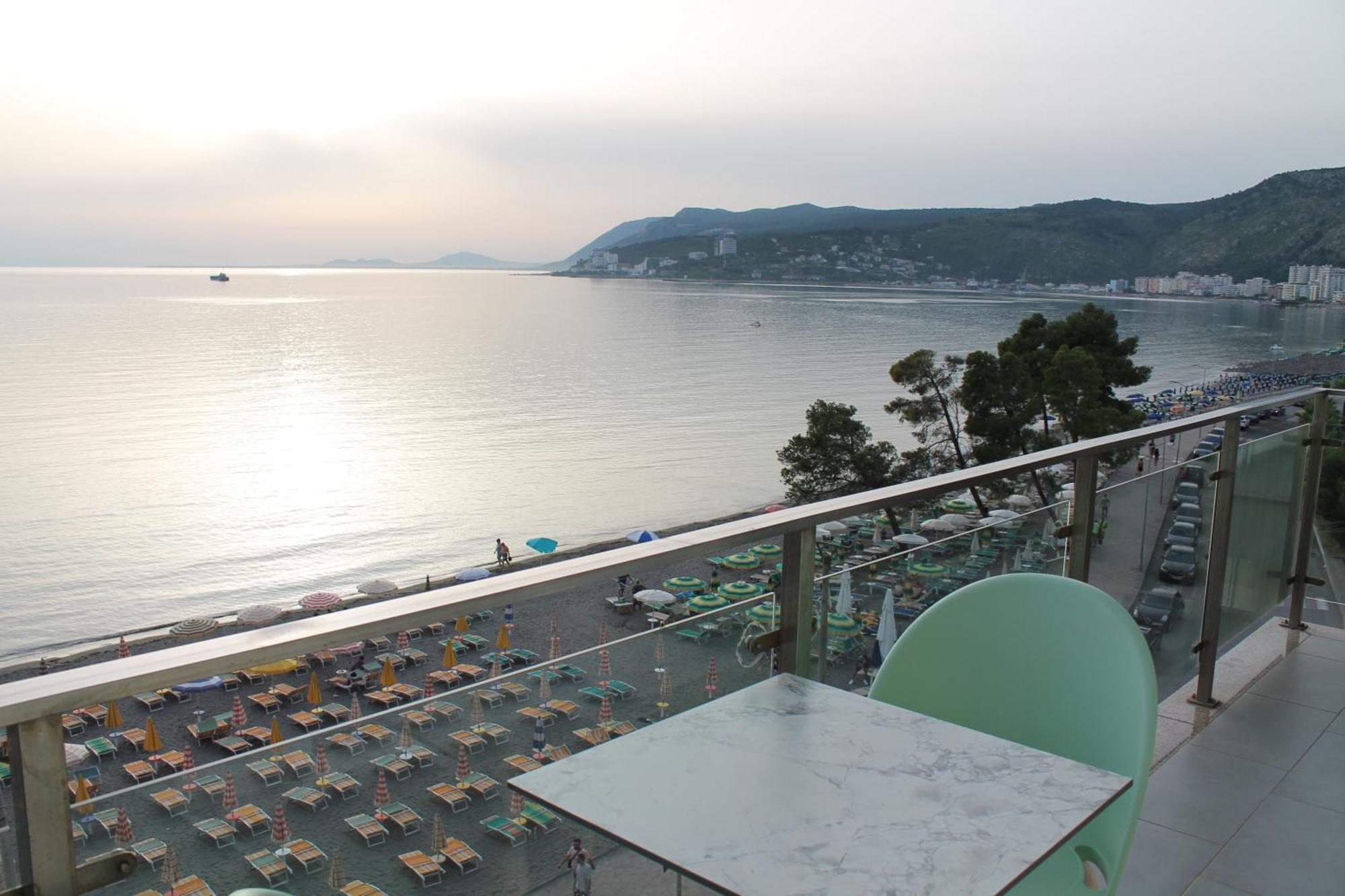Apartamento Roxhensi Shëngjin Exterior foto